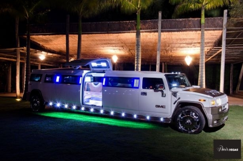 Limousine Luxo para Aniversário