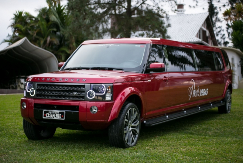 Limousine Rosa para Aniversário