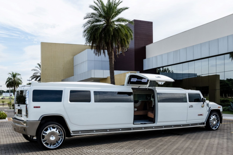 Empresa de Aluguel de Limousine de Luxo Branca para Casamento Jardim América - Aluguel de Limousine de Luxo para Ações Corporativas