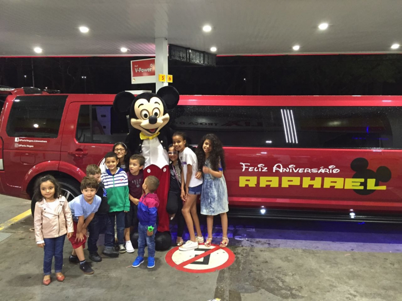 Limousine para Festa Infantil Cidade Tiradentes - Limousine para Aniversário de 15 Anos