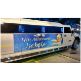 aluguel limousines para festa infantil com personagem Luz