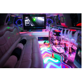 limousine preta para aniversário Rio Pequeno